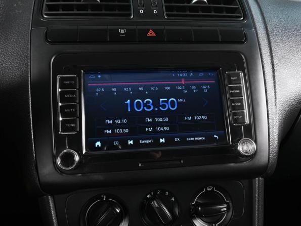 Volkswagen Polo V Рестайлинг с пробегом 2018 года, цена 1 390 000 рублей, 111278 км, седан, Автокод Объявления