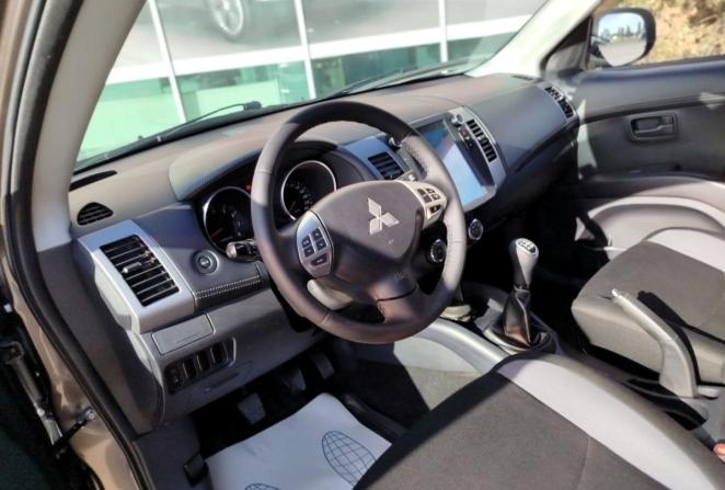 Mitsubishi Outlander II Рестайлинг с пробегом 2012 года, цена 1 250 000 рублей, 161229 км, внедорожник, Автокод Объявления