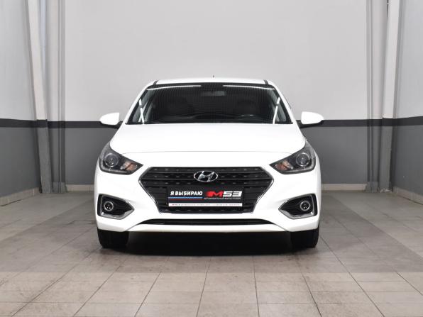 Hyundai Solaris II с пробегом 2018 года, цена 1 399 999 рублей, 52106 км, седан, Автокод Объявления
