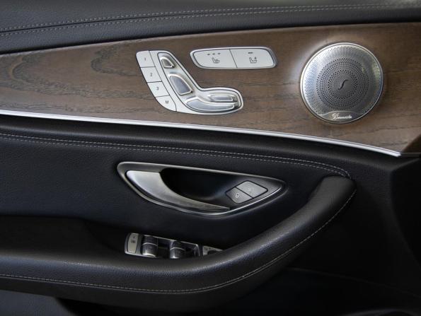 Mercedes-Benz E-Класс V (W213 S213 C238) с пробегом 2016 года, цена 2 149 000 рублей, 222068 км, седан, Автокод Объявления