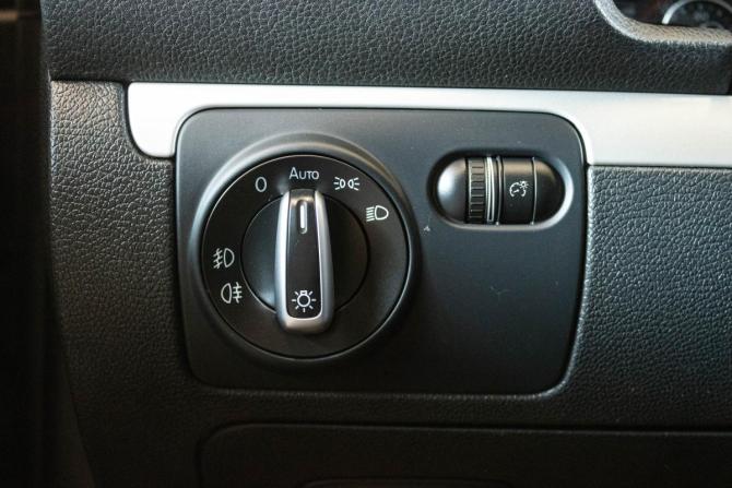 Volkswagen Scirocco III с пробегом 2011 года, цена 1 150 000 рублей, 186693 км, хэтчбек, Автокод Объявления