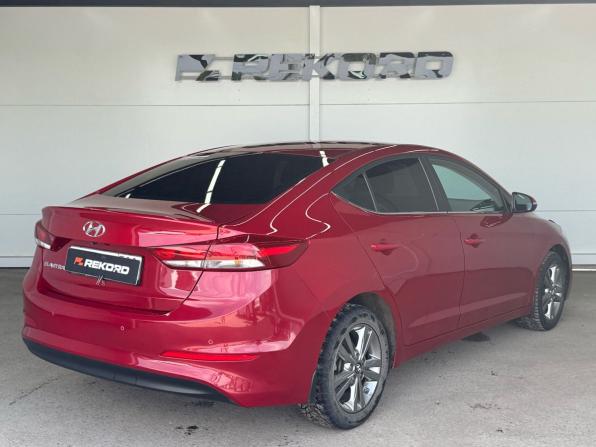 Hyundai Elantra VI (AD) с пробегом 2016 года, цена 1 499 000 рублей, 156000 км, седан, Автокод Объявления