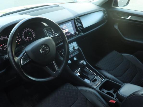 Skoda Kodiaq I с пробегом 2018 года, цена 2 702 000 рублей, 134065 км, внедорожник, Автокод Объявления