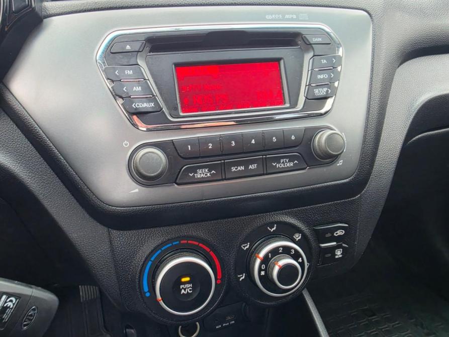 Kia Rio III Москва  - изображение 16