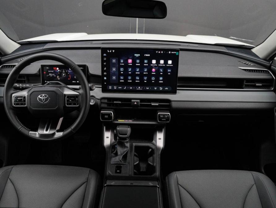 Toyota RAV4 VI (XA60) Москва  - изображение 10