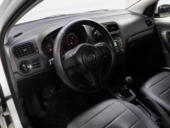 Volkswagen Polo V с пробегом 2014 года, цена 619 000 рублей, 253045 км, седан, Автокод Объявления