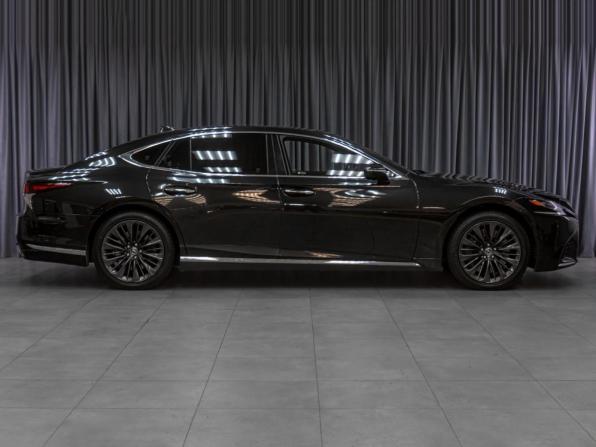 Lexus LS V с пробегом 2018 года, цена 5 300 000 рублей, 268568 км, седан, Автокод Объявления