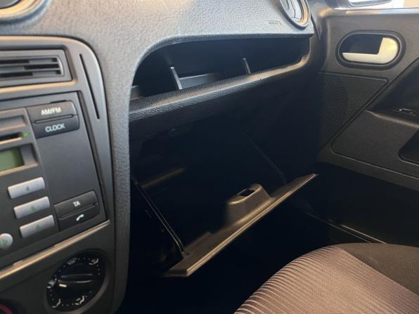 Ford Fusion I Рестайлинг с пробегом 2007 года, цена 260 000 рублей, 247333 км, хэтчбек, Автокод Объявления
