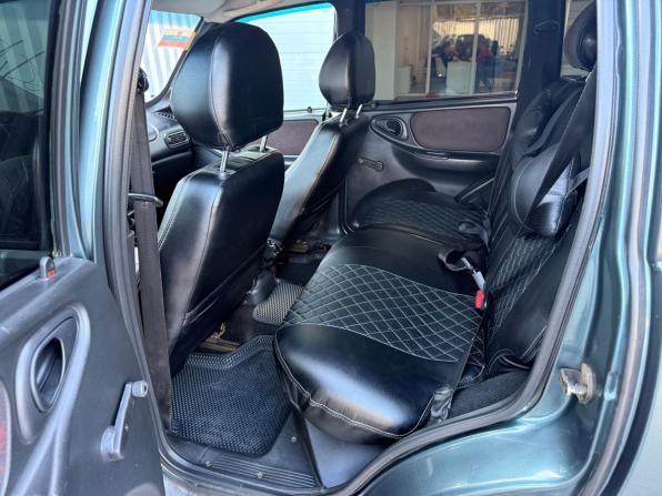 Chevrolet Niva I с пробегом 2006 года, цена 395 000 рублей, 349000 км, внедорожник, Автокод Объявления