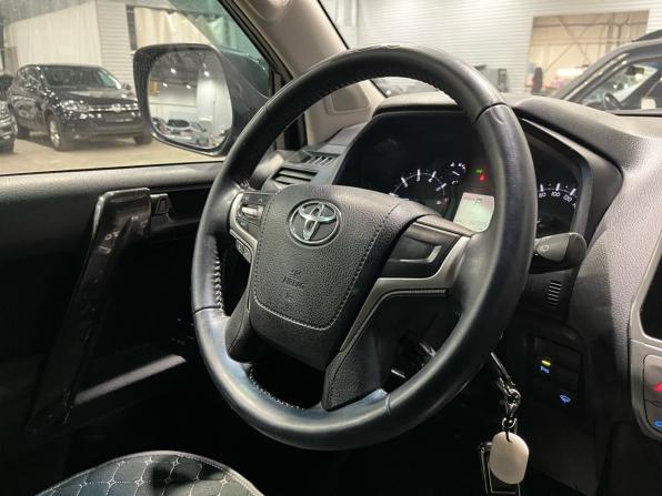 Toyota Land Cruiser Prado 150 Series Рестайлинг 2 с пробегом 2018 года, цена 4 440 000 рублей, 83000 км, внедорожник, Автокод Объявления