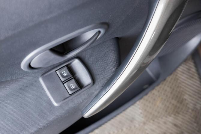Renault Logan II Рестайлинг с пробегом 2020 года, цена 1 129 000 рублей, 58289 км, седан, Автокод Объявления
