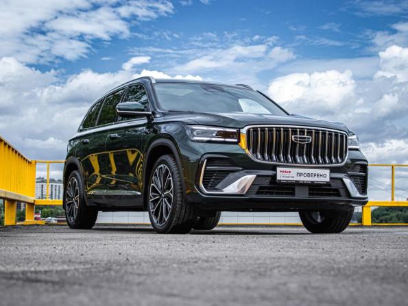 Geely Monjaro I Рестайлинг 2 с пробегом 2025 года, цена 4 050 000 рублей, 20000 км, внедорожник, Автокод Объявления