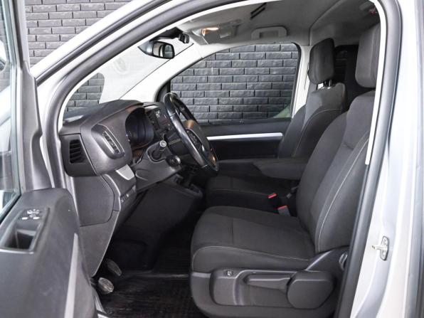 Peugeot Traveller I с пробегом 2022 года, цена 2 475 000 рублей, 107754 км, минивэн, Автокод Объявления