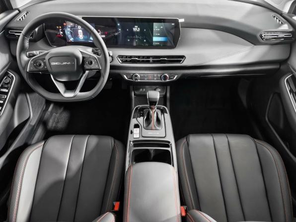 BAIC U5 Plus с пробегом 2025 года, цена 1 899 000 рублей, 40 км, седан, Автокод Объявления