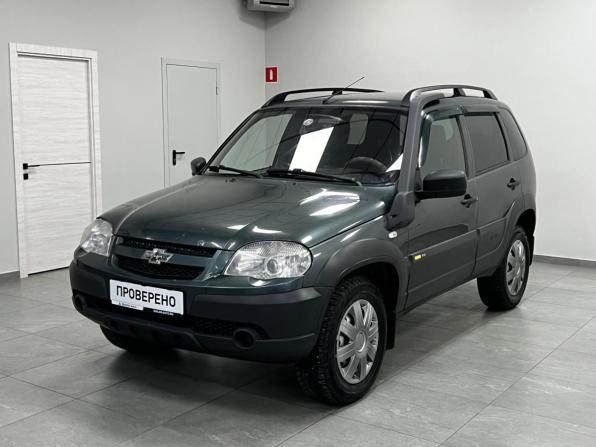 Chevrolet Niva I Рестайлинг с пробегом 2017 года, цена 730 000 рублей, 135650 км, внедорожник, Автокод Объявления