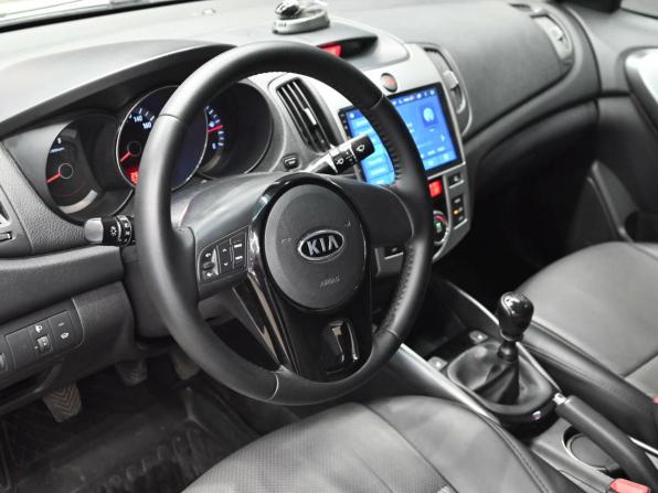 Kia Cerato II с пробегом 2013 года, цена 800 000 рублей, 172238 км, седан, Автокод Объявления