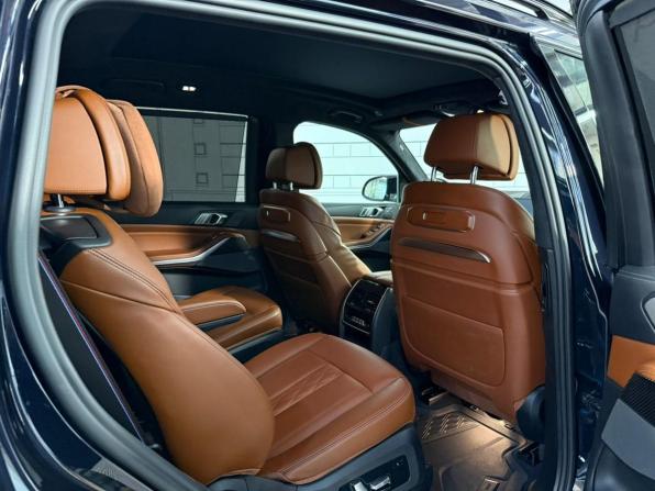 BMW X7 I (G07) Рестайлинг с пробегом 2022 года, цена 12 990 000 рублей, 75182 км, внедорожник, Автокод Объявления