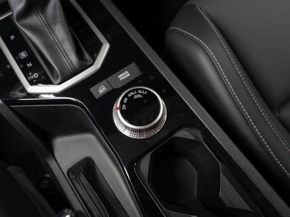 Mitsubishi L200 VI с пробегом 2025 года, цена 5 500 000 рублей, 50 км, пикап, Автокод Объявления