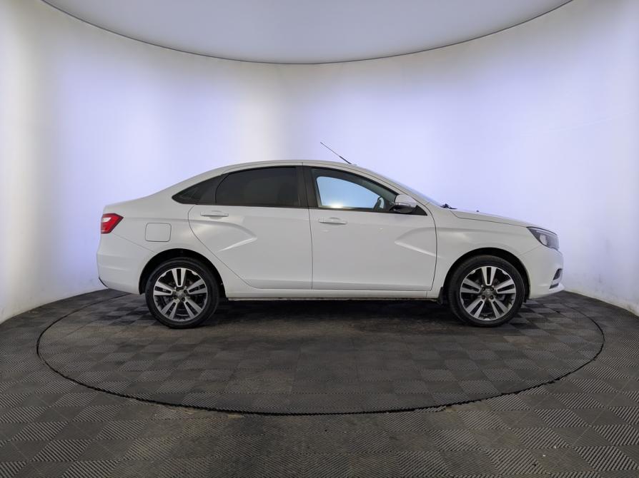 Lada (ВАЗ) Vesta I Москва  - изображение 4