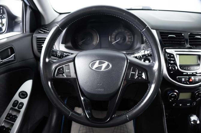 Hyundai Solaris I с пробегом 2012 года, цена 849 000 рублей, 230152 км, хэтчбек, Автокод Объявления