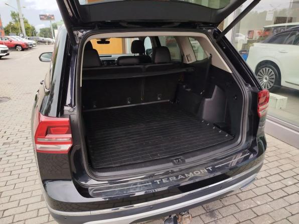 Volkswagen Teramont I с пробегом 2018 года, цена 2 970 000 рублей, 178930 км, внедорожник, Автокод Объявления