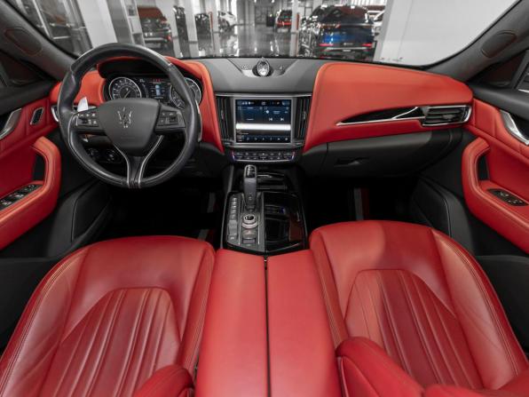 Maserati Levante I Рестайлинг с пробегом 2021 года, цена 7 100 000 рублей, 44325 км, внедорожник, Автокод Объявления