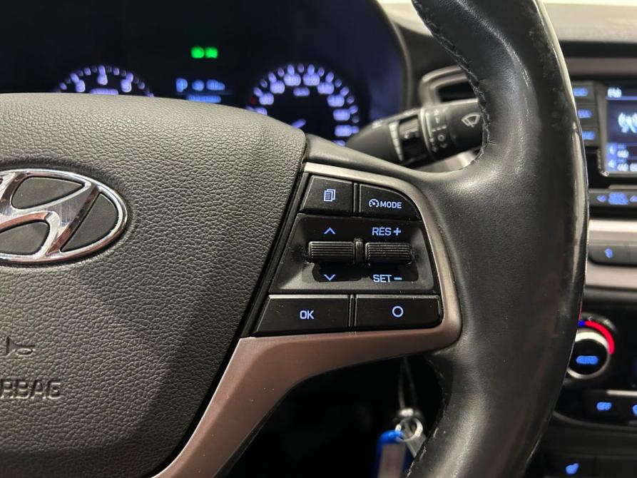 Hyundai Solaris II Санкт-Петербург  - изображение 14