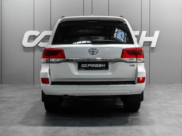 Toyota Land Cruiser 200 Series Рестайлинг 2 с пробегом 2018 года, цена 6 839 000 рублей, 176053 км, внедорожник, Автокод Объявления