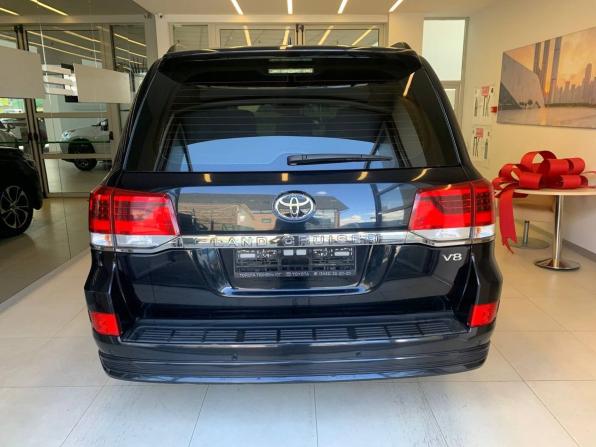 Toyota Land Cruiser 200 Series Рестайлинг 2 с пробегом 2020 года, цена 7 700 000 рублей, 183256 км, внедорожник, Автокод Объявления