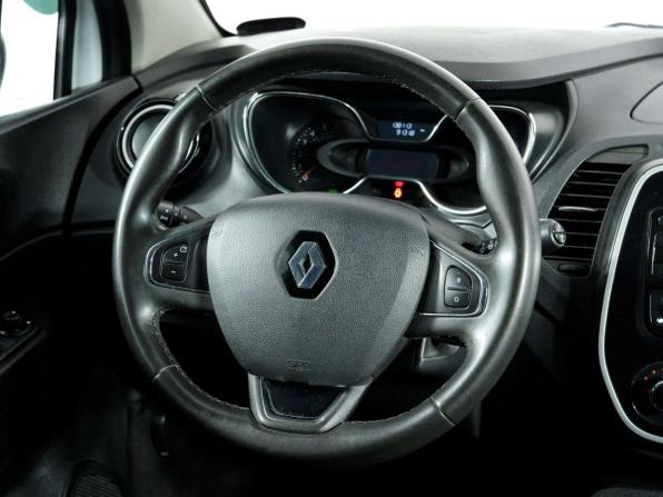 Renault Kaptur I с пробегом 2017 года, цена 934 000 рублей, 138113 км, внедорожник, Автокод Объявления
