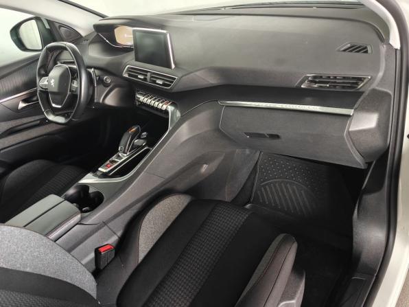 Peugeot 3008 II с пробегом 2017 года, цена 1 479 000 рублей, 123442 км, внедорожник, Автокод Объявления