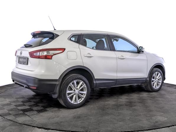 Nissan Qashqai II с пробегом 2015 года, цена 1 300 000 рублей, 172094 км, внедорожник, Автокод Объявления