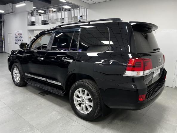 Toyota Land Cruiser 200 Series Рестайлинг 2 с пробегом 2016 года, цена 4 800 000 рублей, 235278 км, внедорожник, Автокод Объявления