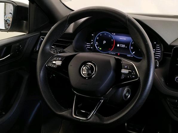 Skoda Rapid II с пробегом 2021 года, цена 1 929 000 рублей, 102850 км, лифтбек, Автокод Объявления