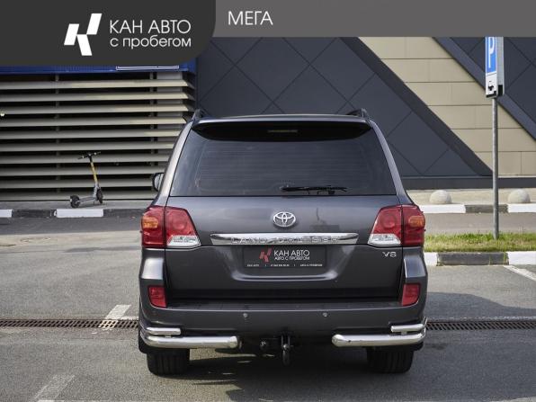 Toyota Land Cruiser 200 Series Рестайлинг 1 с пробегом 2012 года, цена 3 408 000 рублей, 352287 км, внедорожник, Автокод Объявления