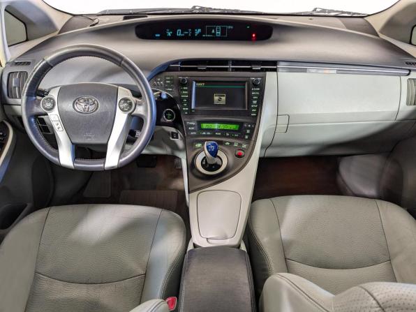 Toyota Prius III (XW30) с пробегом 2009 года, цена 999 900 рублей, 254000 км, лифтбек, Автокод Объявления