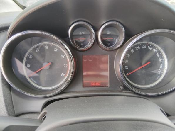 Opel Astra J с пробегом 2010 года, цена 595 000 рублей, 233462 км, хэтчбек, Автокод Объявления