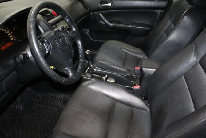 Honda Accord VII Рестайлинг с пробегом 2007 года, цена 730 000 рублей, 427349 км, седан, Автокод Объявления