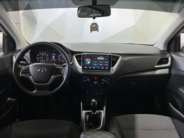 Hyundai Solaris II с пробегом 2017 года, цена 1 116 000 рублей, 147210 км, седан, Автокод Объявления
