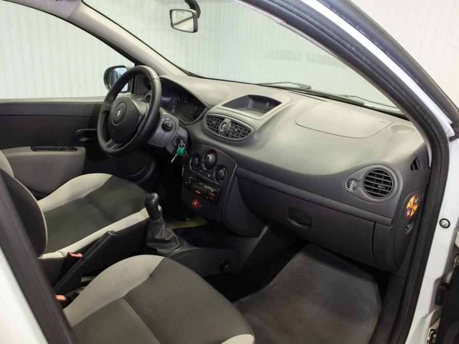Renault Clio III Рестайлинг Иваново  - изображение 18