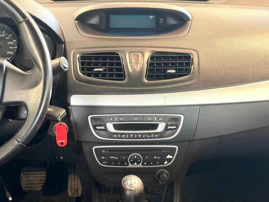 Renault Fluence I Тольятти  - изображение 18