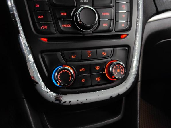 Opel Mokka I с пробегом 2014 года, цена 838 000 рублей, 174000 км, внедорожник, Автокод Объявления