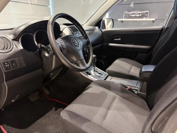 Suzuki Grand Vitara II с пробегом 2007 года, цена 699 000 рублей, 178000 км, внедорожник, Автокод Объявления