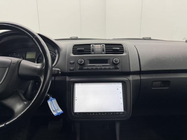 Skoda Fabia II Рестайлинг с пробегом 2011 года, цена 889 000 рублей, 111207 км, хэтчбек, Автокод Объявления