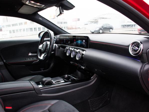 Mercedes-Benz A-Класс IV (W177) с пробегом 2018 года, цена 2 349 000 рублей, 83975 км, хэтчбек, Автокод Объявления