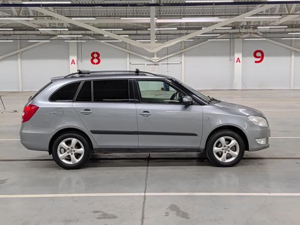 Skoda Fabia II Рестайлинг с пробегом 2012 года, цена 700 000 рублей, 190780 км, универсал, Автокод Объявления