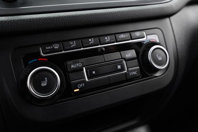 Volkswagen Tiguan I Рестайлинг с пробегом 2014 года, цена 1 554 000 рублей, 178882 км, внедорожник, Автокод Объявления
