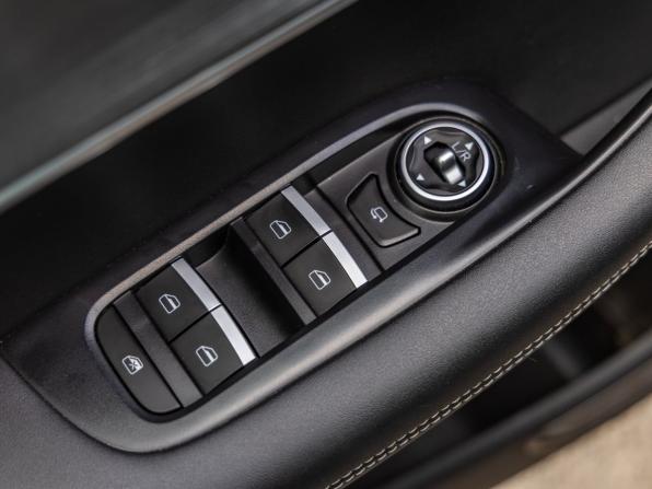 Chery Tiggo 7 Pro Max I с пробегом 2023 года, цена 1 988 000 рублей, 37506 км, внедорожник, Автокод Объявления