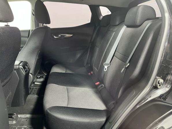Nissan Qashqai II с пробегом 2017 года, цена 1 890 000 рублей, 71781 км, внедорожник, Автокод Объявления