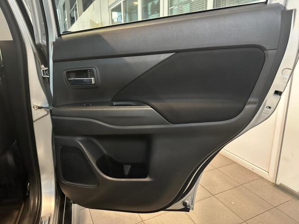 Mitsubishi Outlander III Рестайлинг 3 с пробегом 2020 года, цена 2 050 000 рублей, 106888 км, внедорожник, Автокод Объявления